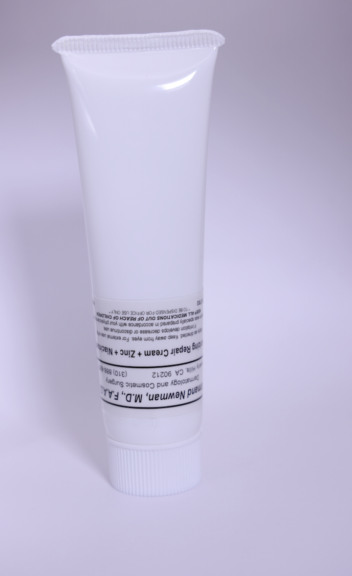 Moisturizing Repair Cream with Zinc + Niacinamide